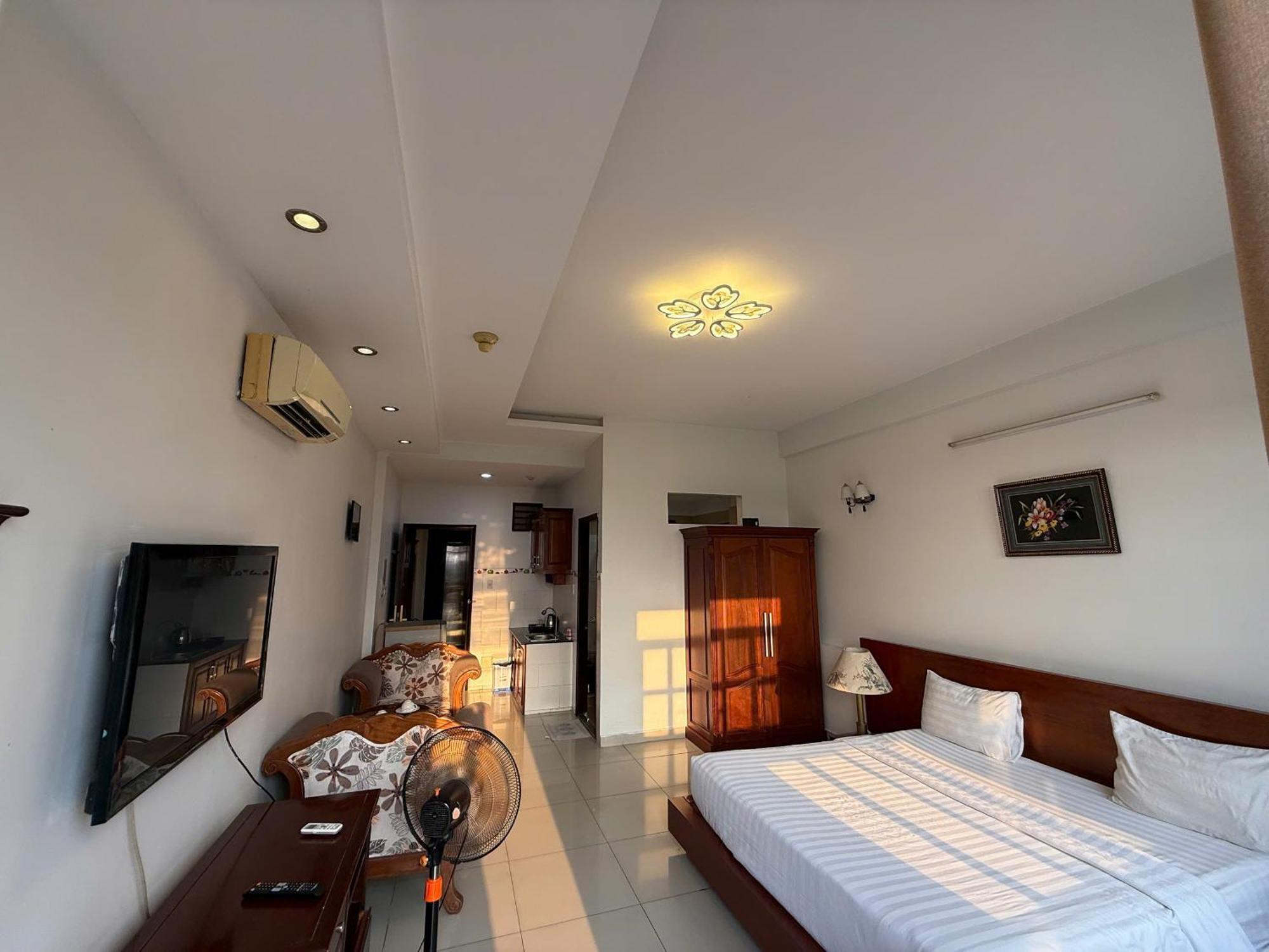 Hoa Phat Hotel & Apartment Ho-Chi-Minh-Stadt Exterior foto
