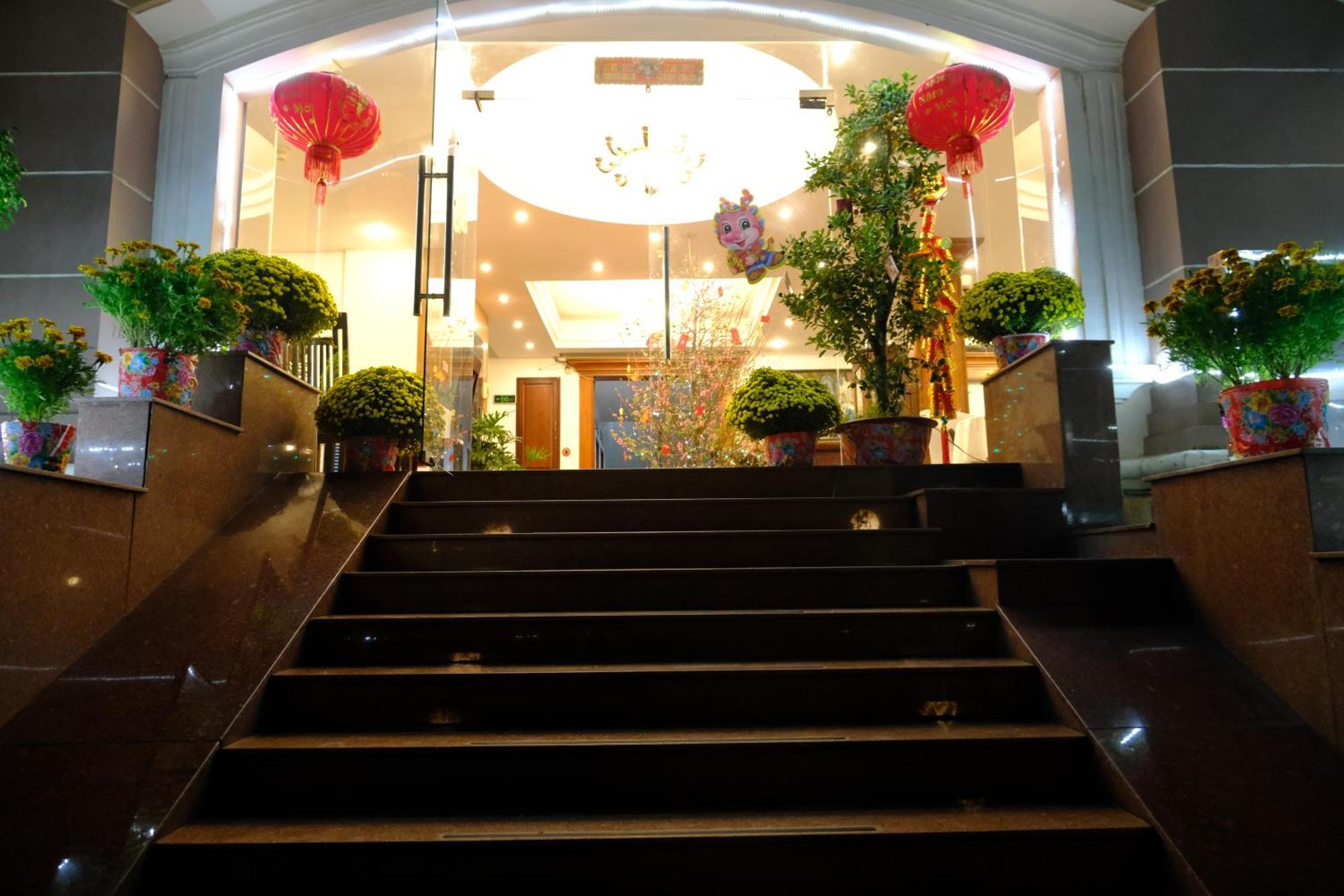 Hoa Phat Hotel & Apartment Ho-Chi-Minh-Stadt Exterior foto