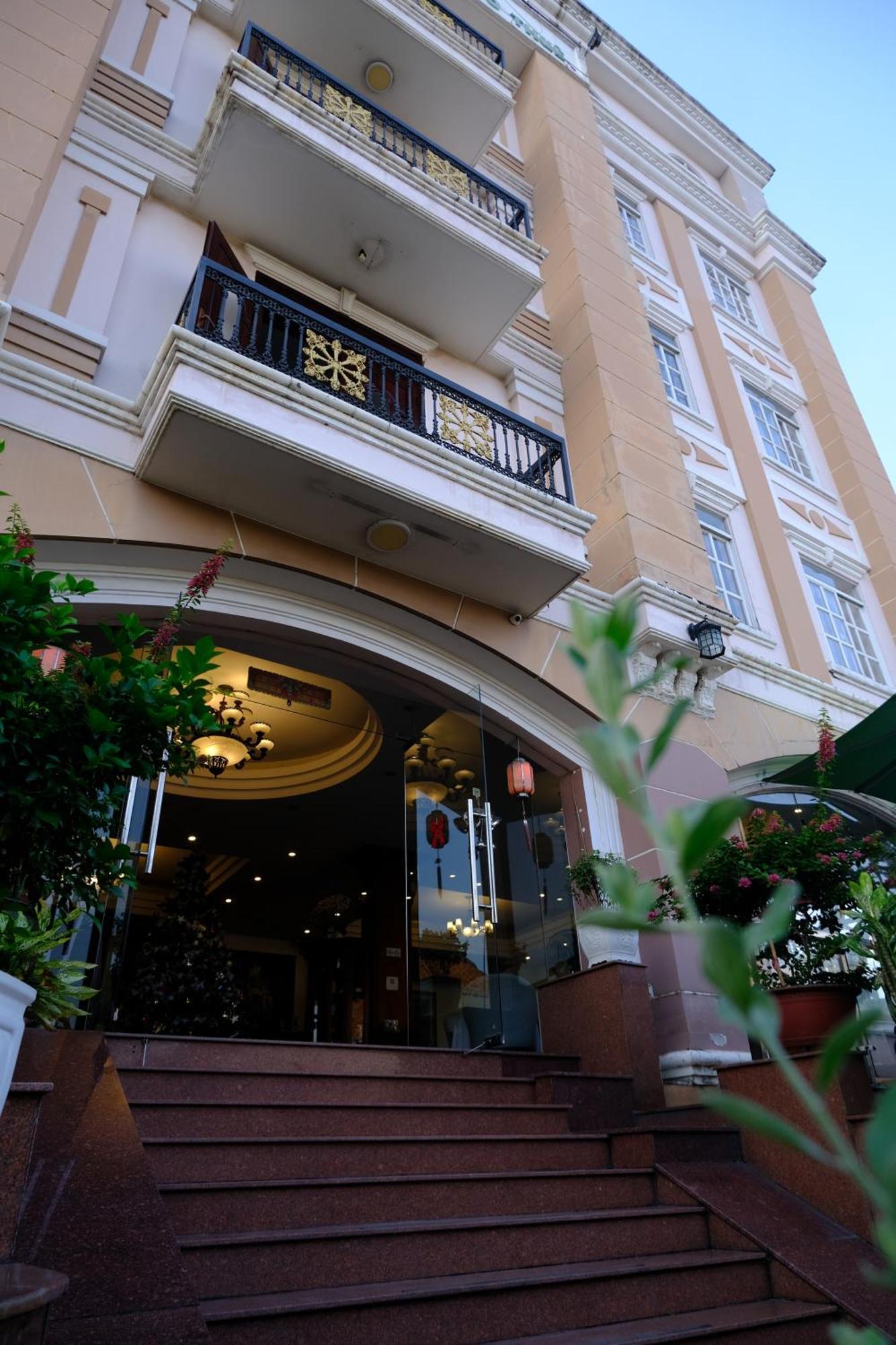 Hoa Phat Hotel & Apartment Ho-Chi-Minh-Stadt Exterior foto